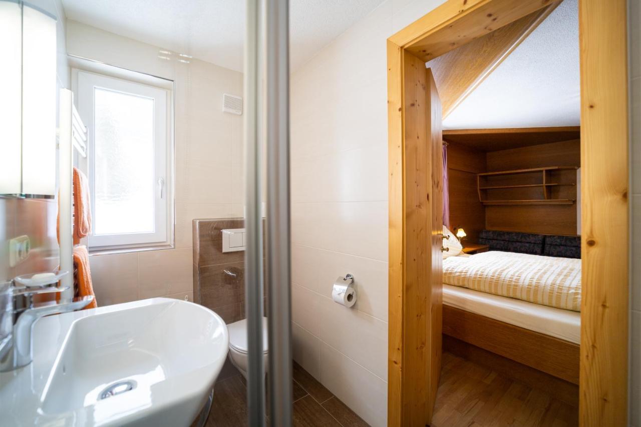 Haus Rosmarie Apartamento Sankt Anton am Arlberg Exterior foto