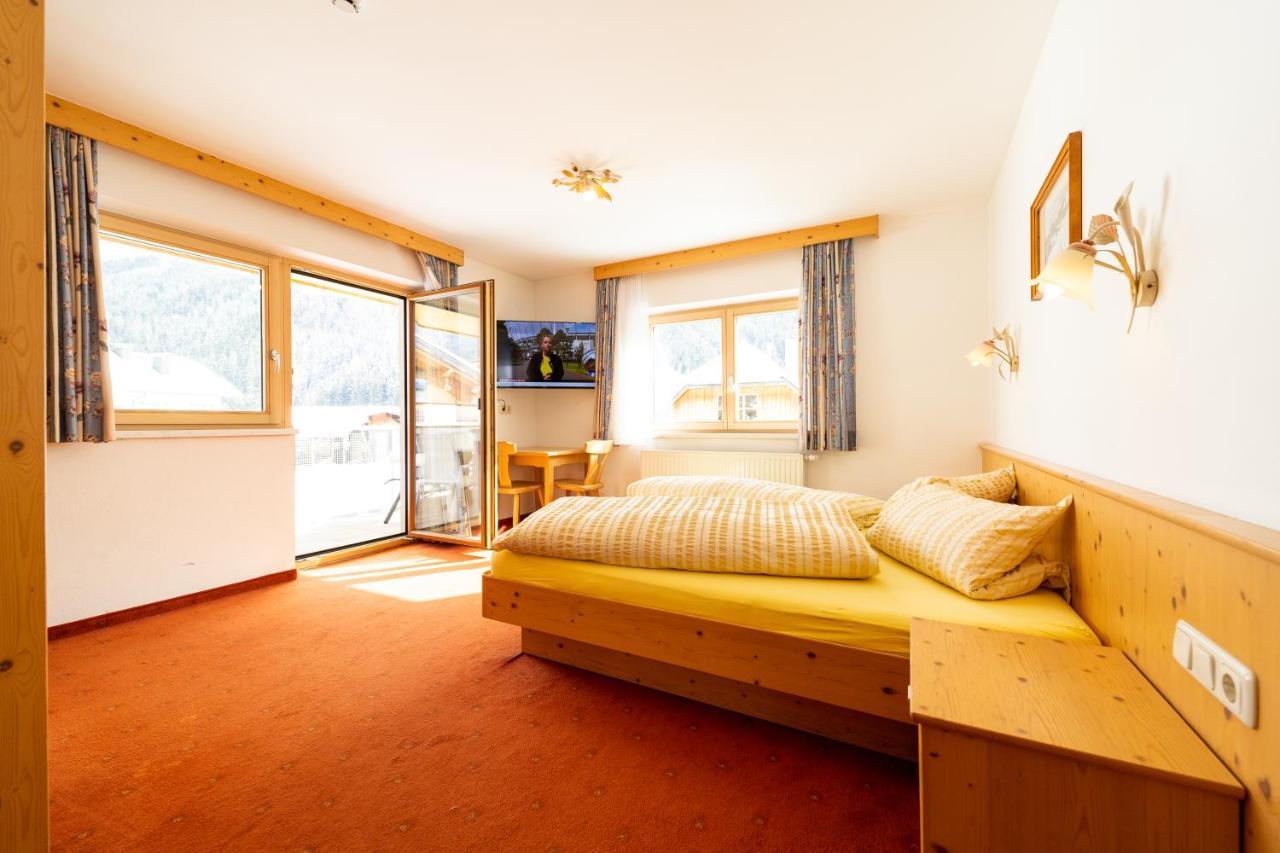 Haus Rosmarie Apartamento Sankt Anton am Arlberg Exterior foto