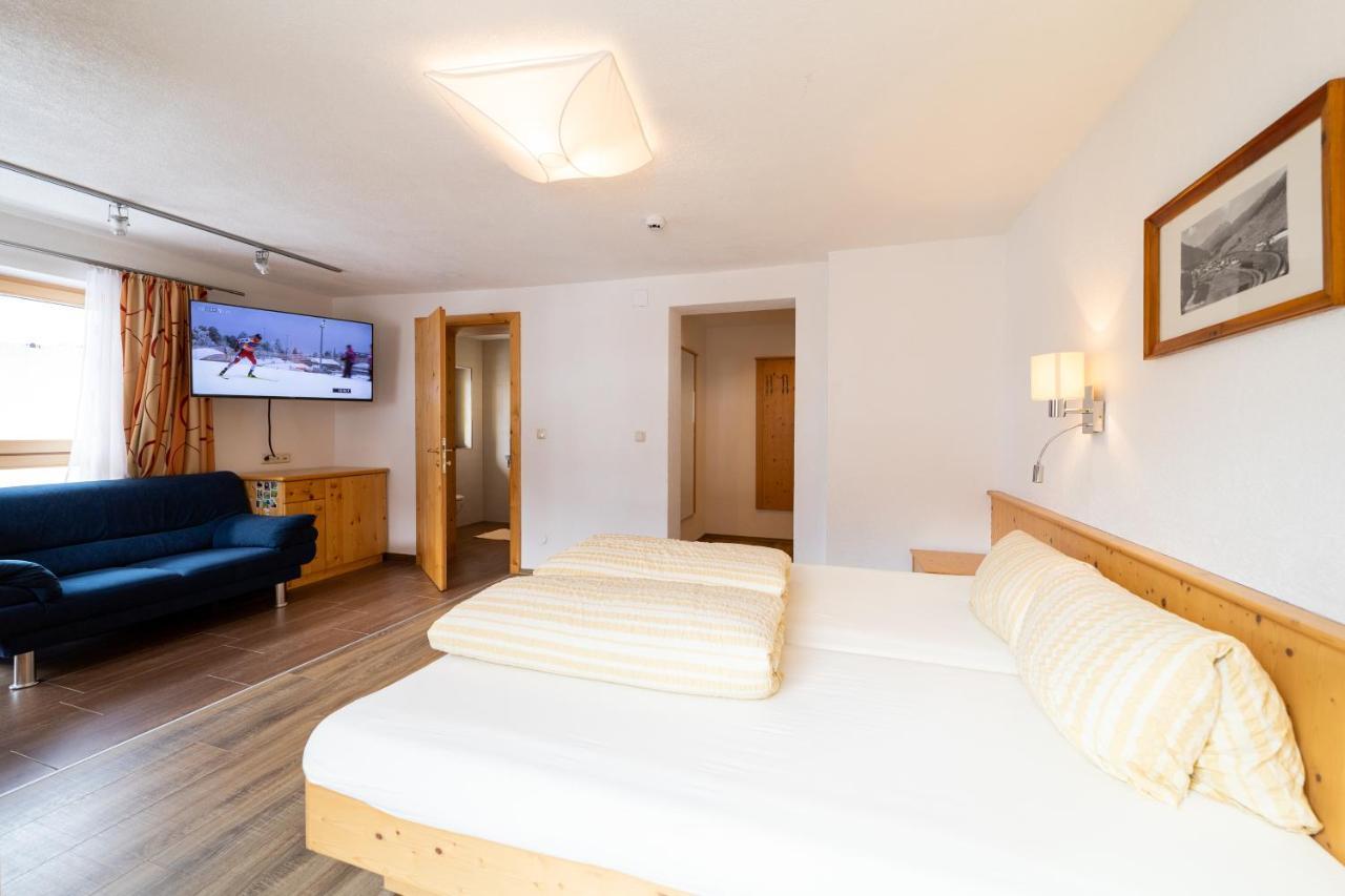 Haus Rosmarie Apartamento Sankt Anton am Arlberg Exterior foto